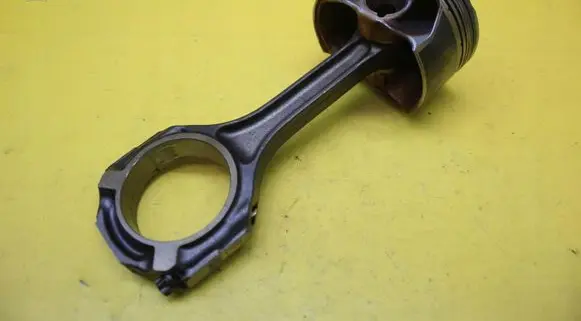 Mercedes-Benz GLE (W166 - C292) Piston with connecting rod