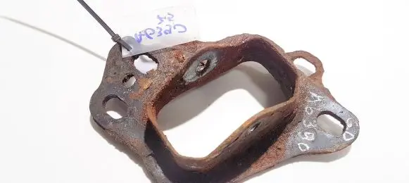 Opel Vectra B Bracket in trunk/boot 