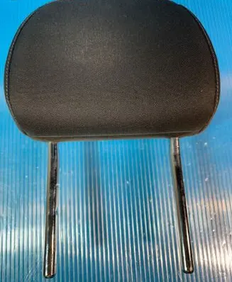 Opel Corsa E Front seat headrest 