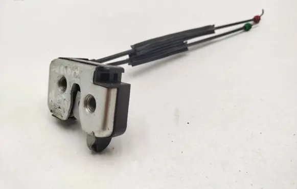 Loading door lock
