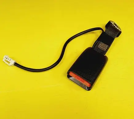 Subaru Impreza IV Rear seatbelt buckle