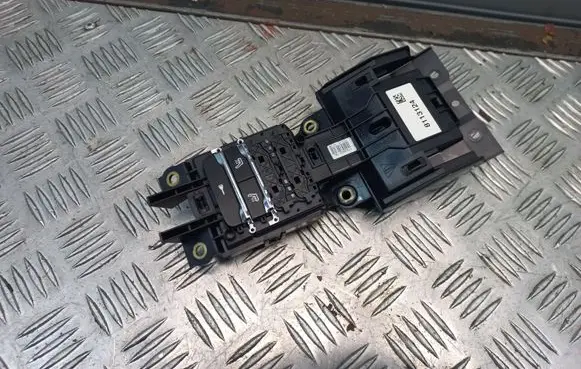 Porsche Panamera (970) Seat heating switch 97065340502 970653405