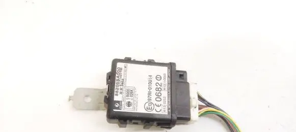 Subaru Forester SG Immobilizer control unit/module 88205SA000 E1397RI010014