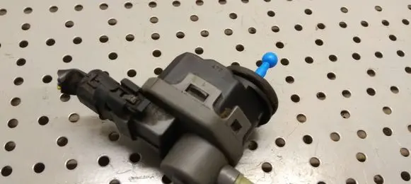 Renault Scenic II - Grand scenic II Headlight level adjustment motor 007878