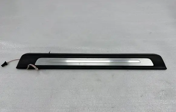 Audi Q7 4M Front sill trim cover 4M0947405