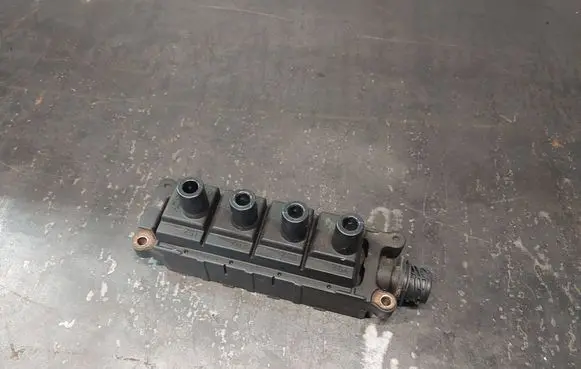 BMW 3 E46 High voltage ignition coil 1247281 12131247281 021503005
