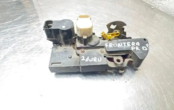 Opel Frontera B Front door lock 16634324