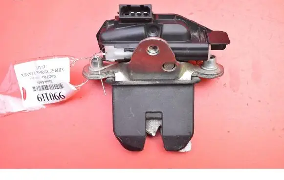 Skoda Fabia Mk2 (5J) Tailgate/trunk/boot lock/catch/latch 5J0827501C