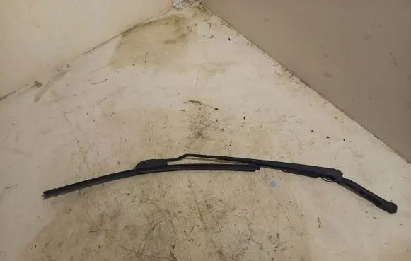 Audi A3 S3 8L Front wiper blade arm 8L1955407A