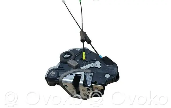 Toyota RAV 4 (XA50) Front door lock W42H1003 2H1003