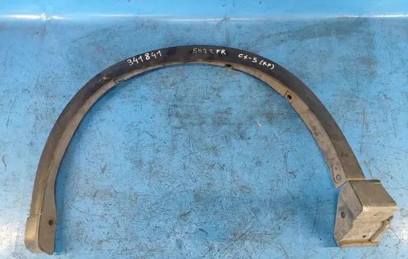 Mazda CX-5 II Front arch trim KB7W51W31