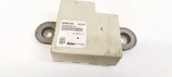BMW 5 E60 E61 Antenna control unit 693502401 6935024-01