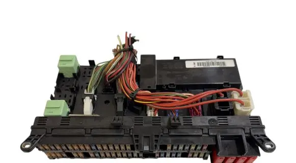 BMW X5 E53 Fuse module 8378107 518877006