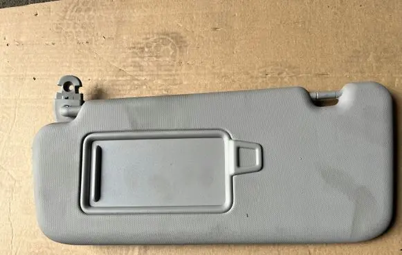 Hyundai Kona I Sun visor braknumeruczci