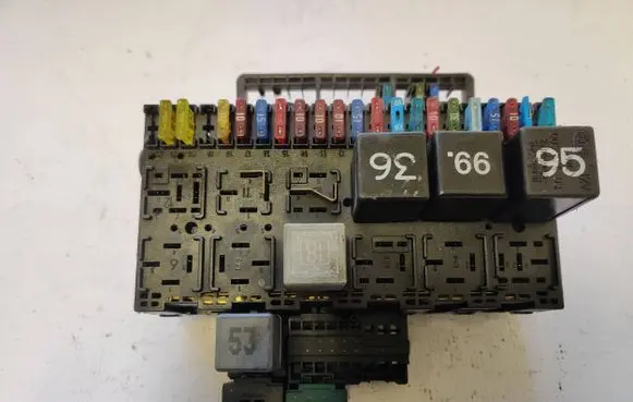 Volkswagen Multivan T4 Fuse box set 357937039