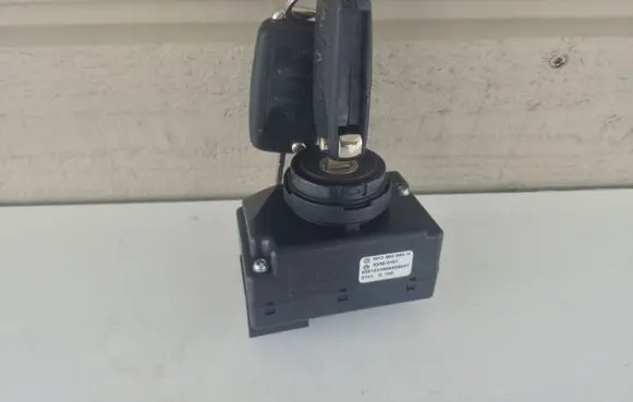 Audi A8 S8 D3 4E Ignition lock 3D0905865H