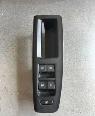 Volkswagen Polo IV 9N3 Electric window control switch 6Q1867171F