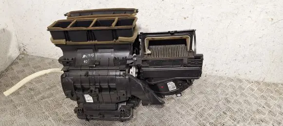 Toyota Auris 150 Interior heater climate box assembly 8705002A00 8713002320