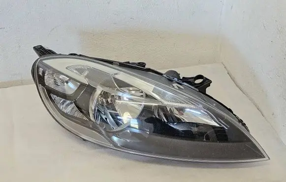 Volvo V40 Headlight/headlamp 31420004 7220200001