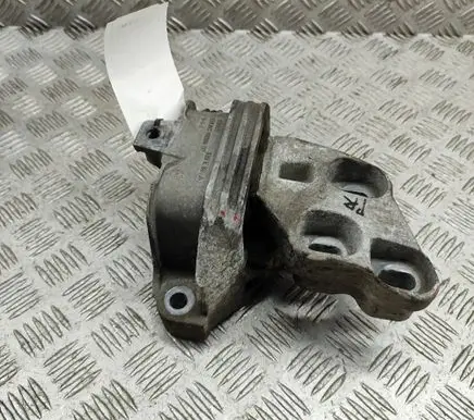 Mercedes-Benz A W176 Engine mount bracket A2462400617