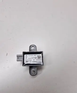 Mercedes-Benz C W204 Airbag deployment crash/impact sensor A2048210651 5WK43902 56054047AB