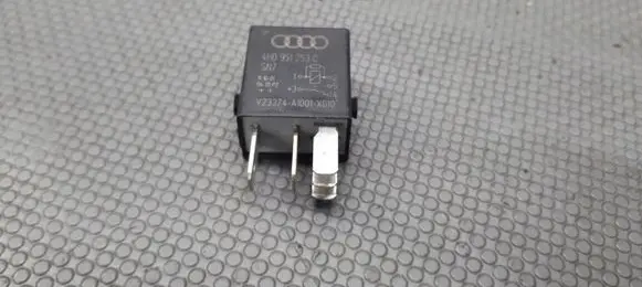 Audi A6 C7 Fuel pump relay 4H0951253C