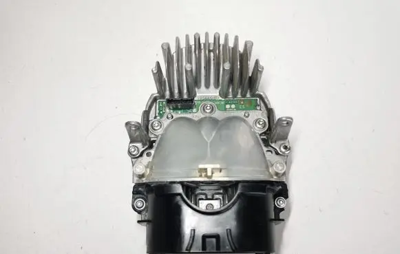BMW 1 F20 F21 LED ballast control module 19566510 19570000