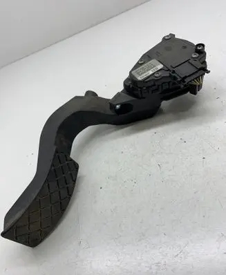 Skoda Superb B5 (3U) Accelerator throttle pedal 8D1721523K 6PV00837603
