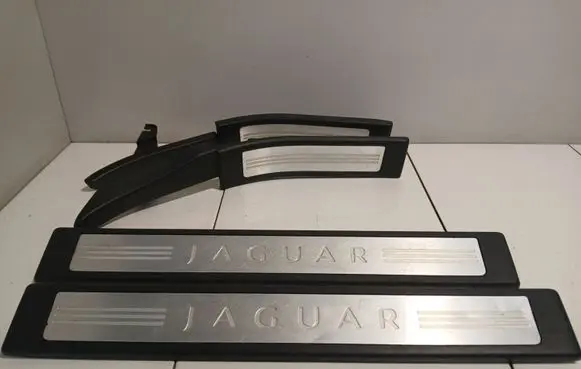 Jaguar XF sill trim set (inner) 8X2313201AF