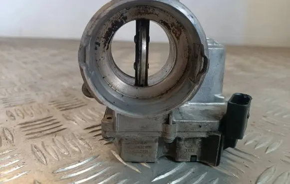 Skoda Superb B5 (3U) Throttle valve 03G128063C 0706052205