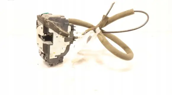 Nissan Note (E11) Front door lock