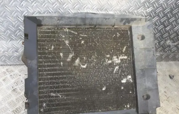 Renault Kangoo I Coolant radiator