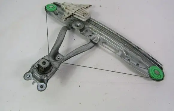 Opel Vectra C Rear door manual window regulator 24451525