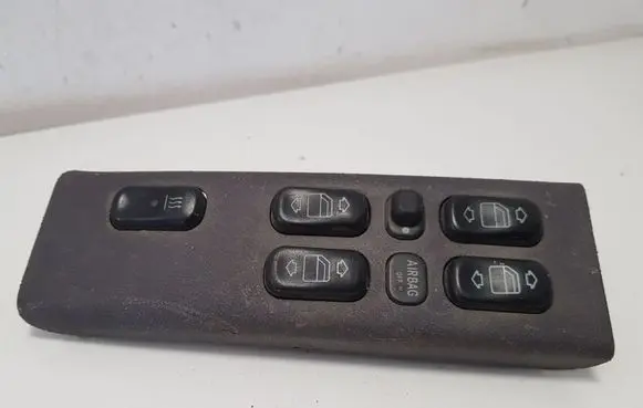 Mercedes-Benz A W168 Electric window control switch 1688202810 03753200