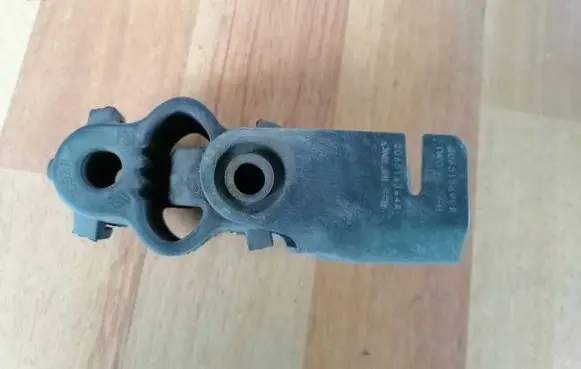 Muffler mount bracket/holder