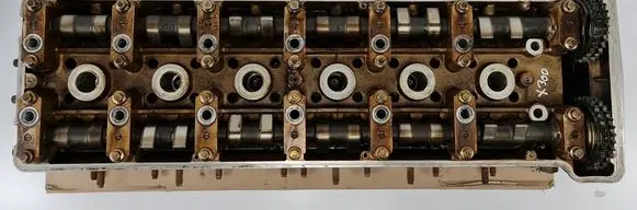 Jaguar XJ X300 Engine head 