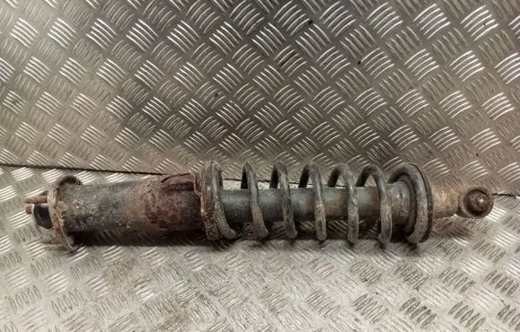 Lexus IS 220D-250-350 Rear shock absorber with coil spring 