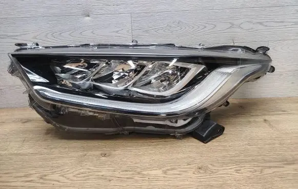 Toyota Yaris XP210 Headlight/headlamp K08