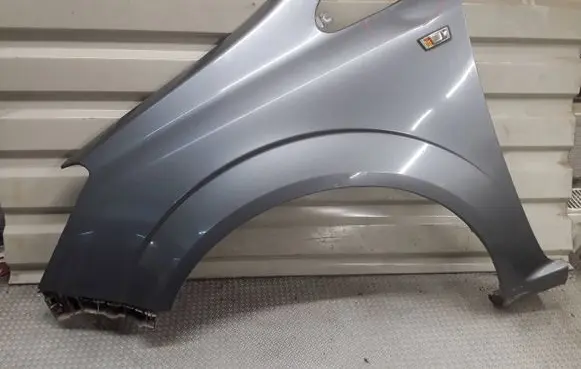 Opel Zafira B Fender 