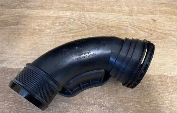 Jaguar E-Pace Intercooler hose/pipe HJ32-6C780 HJ326C780