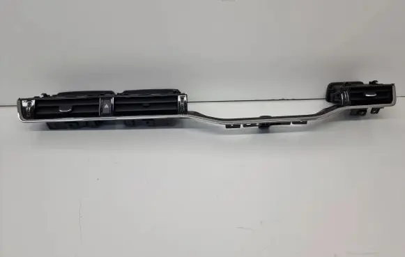 Land Rover Evoque II Panel trim K8D201412AB K8D201412B