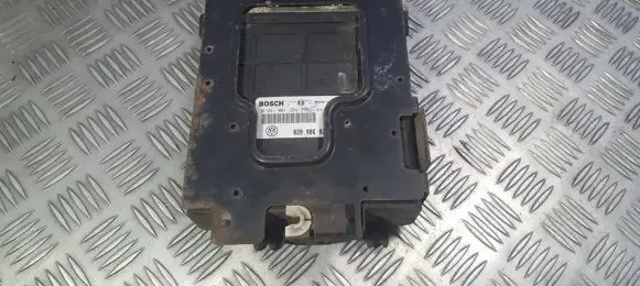 Seat Toledo I (1L) Engine control unit/module 028906021bt 0281001354