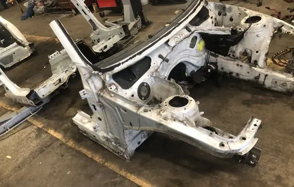 BMW 1 F20 F21 Front quarter panel 