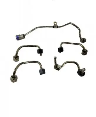 Volvo XC60 Fuel injector supply line/pipe 