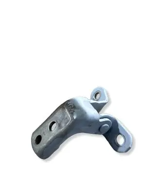 Toyota Yaris Rear door upper hinge 687500D061