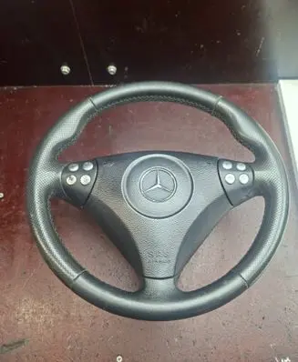 Mercedes-Benz C W203 Steering wheel 
