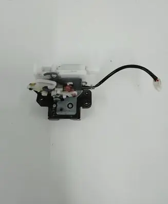 Mazda 5 Loading door lock 