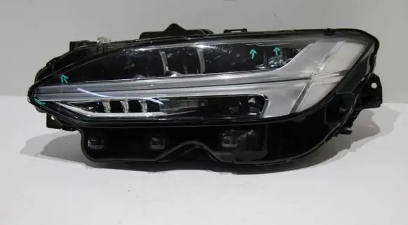 Volvo S90, V90 Headlight/headlamp 31655728 89915141
