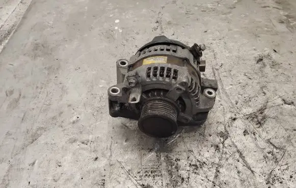 Lexus IS 220D-250-350 Generator/alternator 2706026030 31060 1042104771