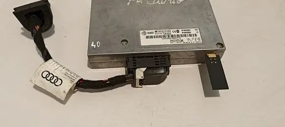 Audi A4 S4 B7 8E 8H Bluetooth control unit module 8P0862335H